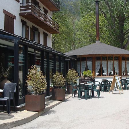 Hostal Les Fonts Castellar De N'Hug Exterior foto