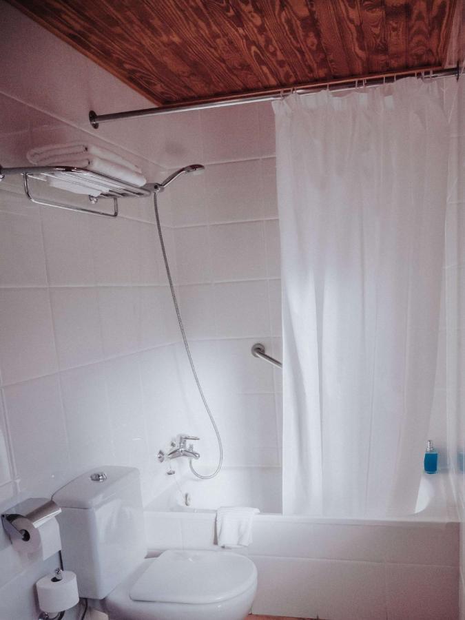 Hostal Les Fonts Castellar De N'Hug Exterior foto