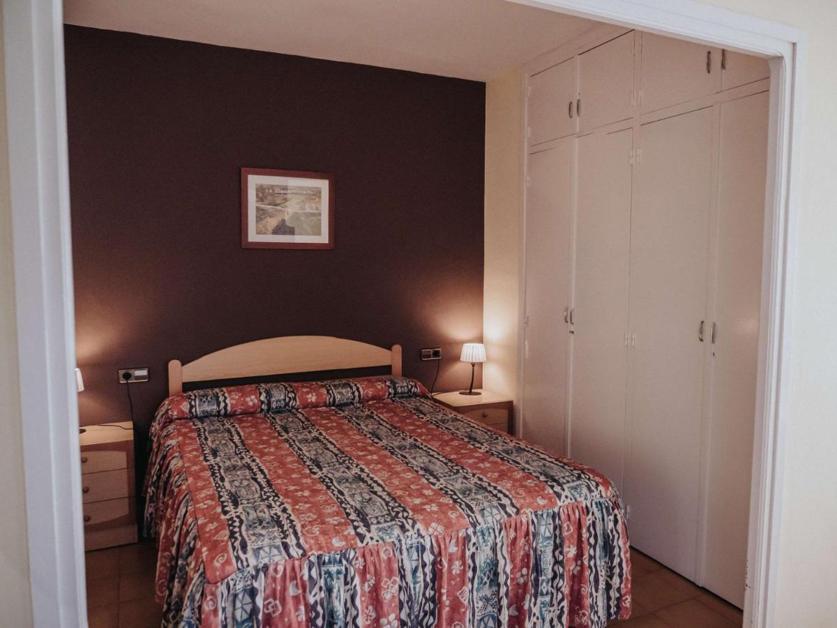 Hostal Les Fonts Castellar De N'Hug Exterior foto